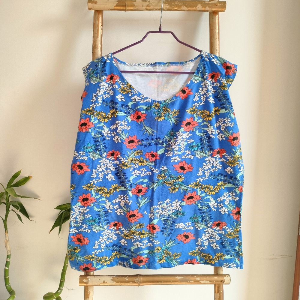 💚 Blue Floral Jersey Top - Picture 1 of 14